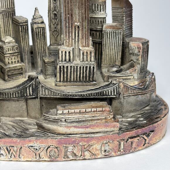 NYC Bldgs Statue Of Liberty World Trade Center NEW YORK Skyline Souvenir AS IS! - Picture 6 of 10